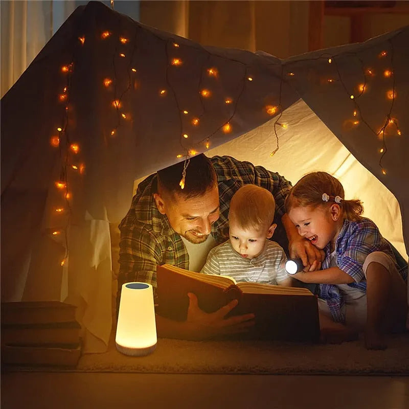 Luminária de Mesa LED RGB com Controle - Transforme Seu Ambiente com 13 Cores Ajustáveis e Iluminação Personalizada - Decora Byte