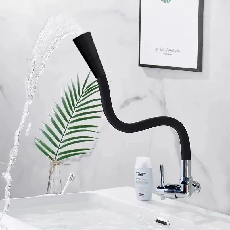 Torneira gourmet flexível de inox cromado com jato duplo para cozinha moderna