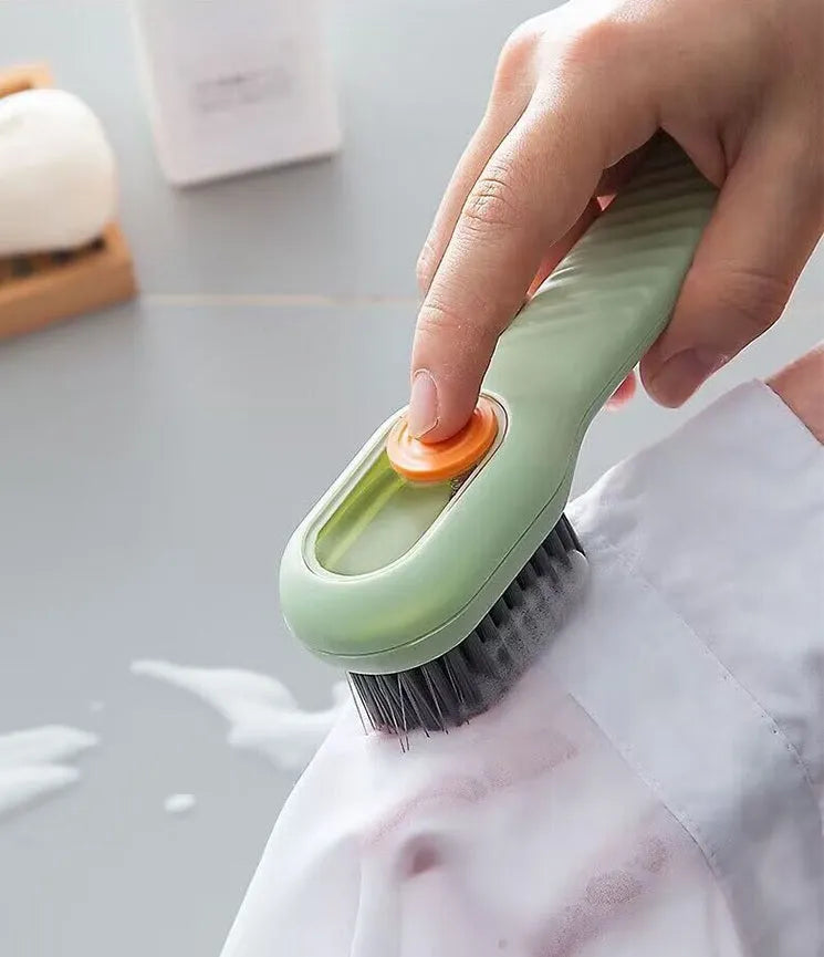 Escova com Dispenser de Sabão para Tênis e Sapatos - Limpeza Prática e Eficiente - Decora Byte