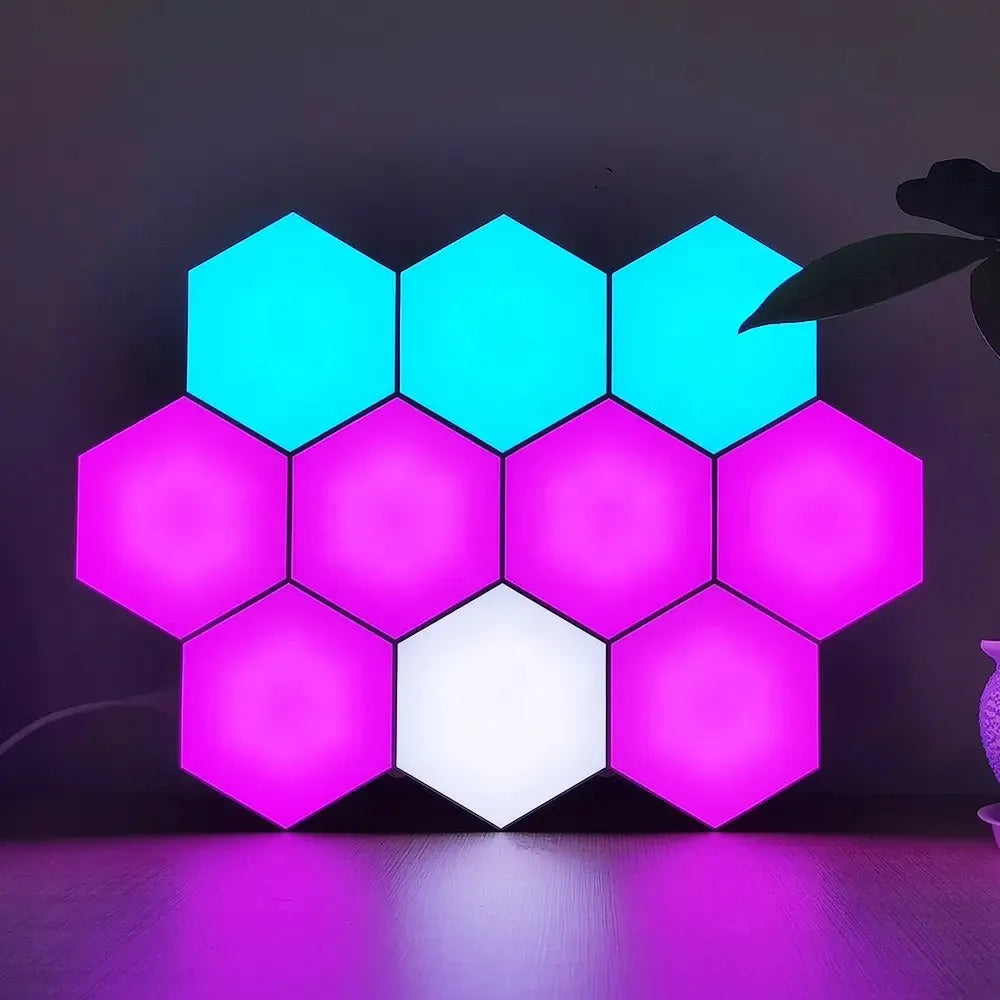 Luminária Hexagonal LED de Parede RGB - Iluminação Personalizável com 13 Cores e Controle Remoto ou Touch - Decora Byte