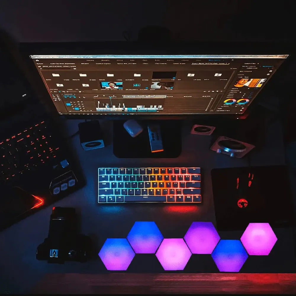 Luminária Hexagonal LED de Parede RGB - Iluminação Personalizável com 13 Cores e Controle Remoto ou Touch - Decora Byte