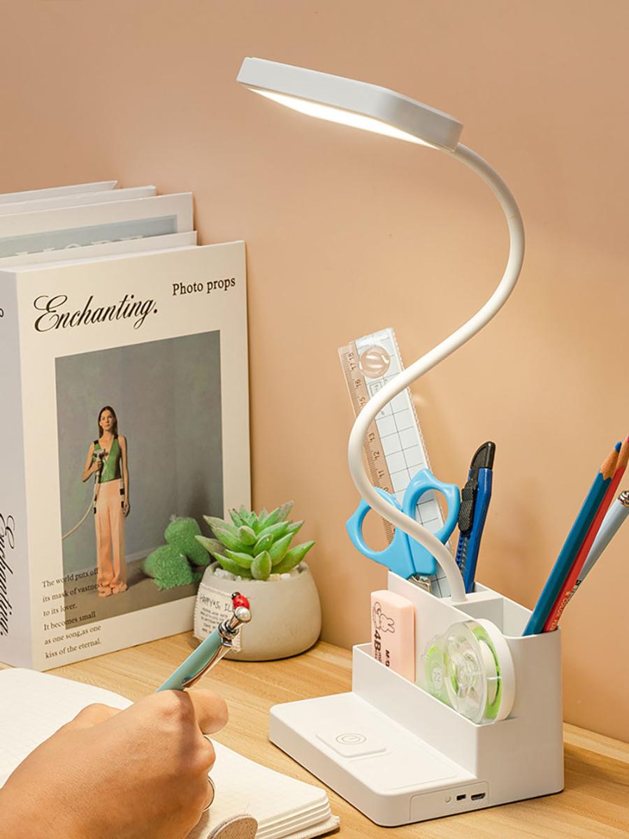 Luminária de Mesa Recarregável para Estudos em LED - Luz Ajustável, Porta USB e Design com Porta-Canetas - Decora Byte