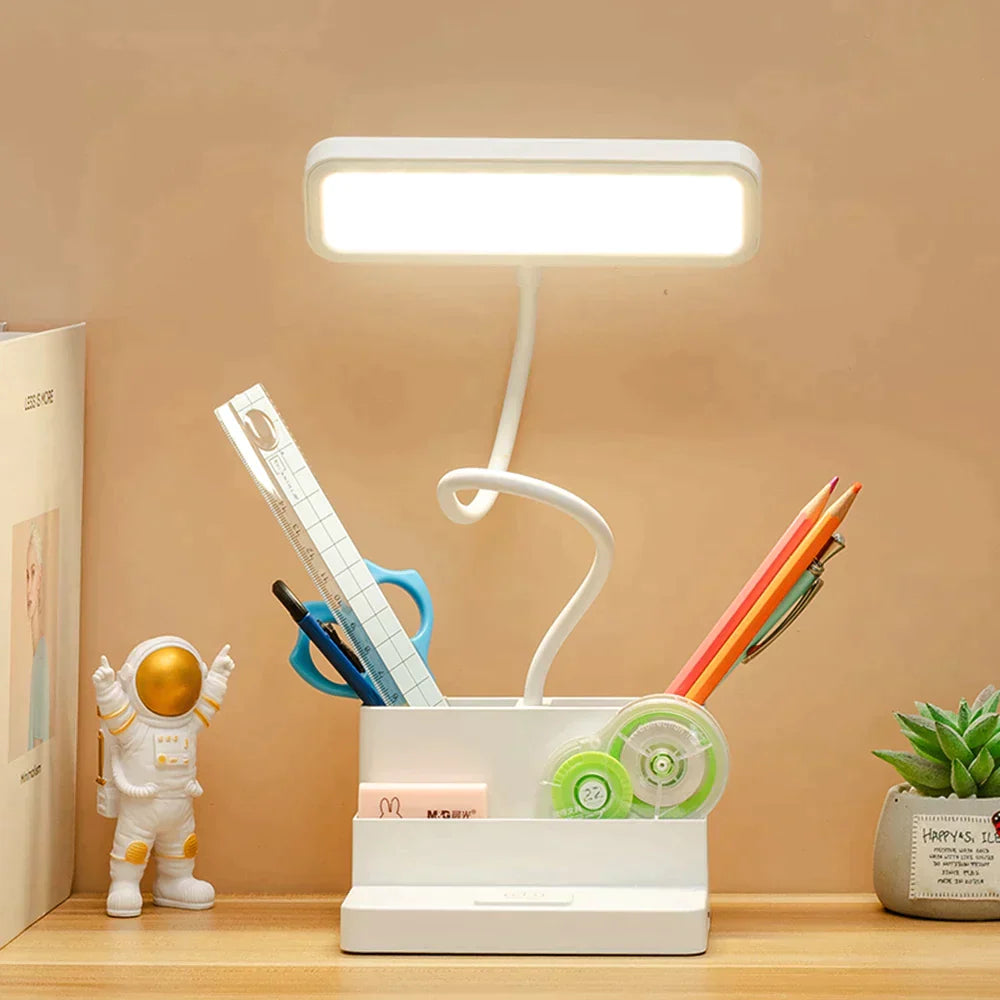 Luminária de Mesa Recarregável para Estudos em LED - Luz Ajustável, Porta USB e Design com Porta-Canetas - Decora Byte